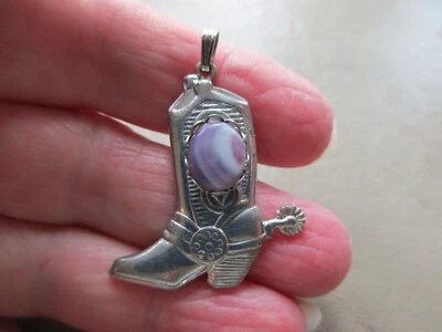 VINTAGE SILVER TONE AGATE COWBOY BOOT LINE DANCING COUNTRY WESTERN CHARM PENDANT - Image 1 of 3