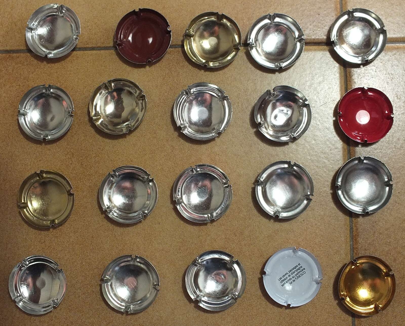 Collection Lot de 20 Capsules de Champagnes et Autres eBay