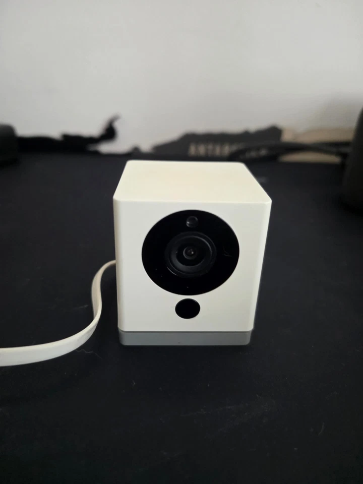 Wyze Labs Wyze Cam V2 1080p FullHD Wireless Security Camera - White - Image 3 of 4