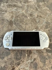 Sony PSP 3001 Silver Handheld Parts  Only No Battery  FOR PARTS