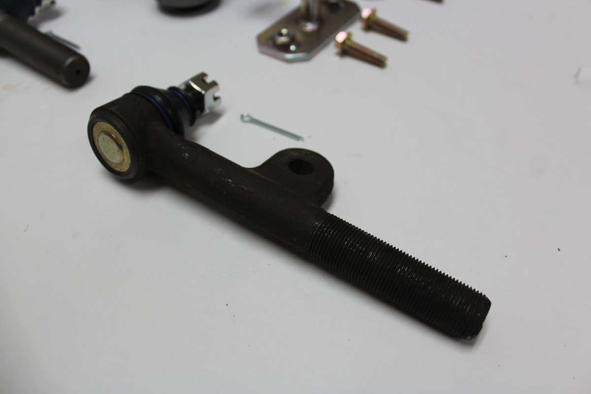 Suspension Rebuild Kit for 1990-1997 Toyota Land Cruiser 80; Lexus