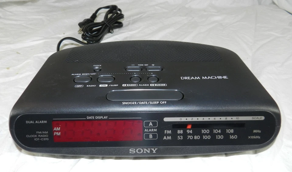 New in Box - Sony Dream Machine ICF-C370 AM/FM Clock Radio - Image 3 of 4
