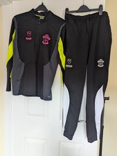 Southampton FC Puma King Tracksuit Small Mens Slim Fit