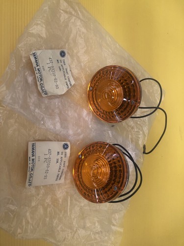 YAMAHA DT100 DT175 DT250 DT360 DT400 FRONT BLINKER WINKER SIGNAL GENUINE NOS JP - Imagen 9 de 12