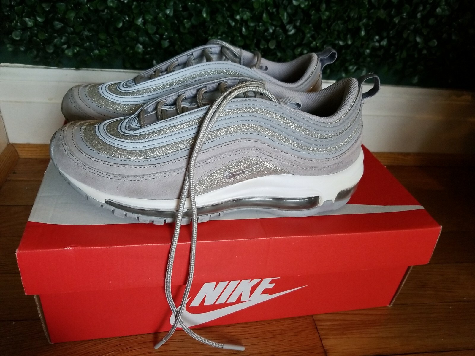 grey sparkly air max 97