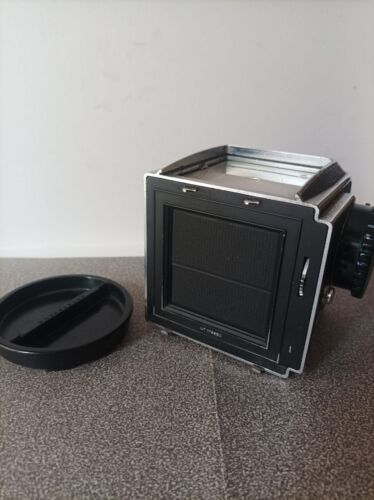 Fotocamera Analogica Hasselblad 500 cm con Magazzino A12 incluso - Foto 2 di 7
