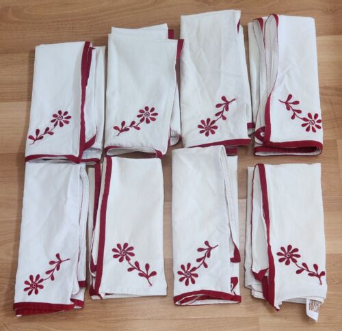 Martha Stewart Everyday 100% Cotton Napkins. Set of 8. White w red embroidery