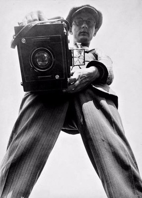 Vintage Photo - 1940's Man taking Selfie with vintage Camera - Photography