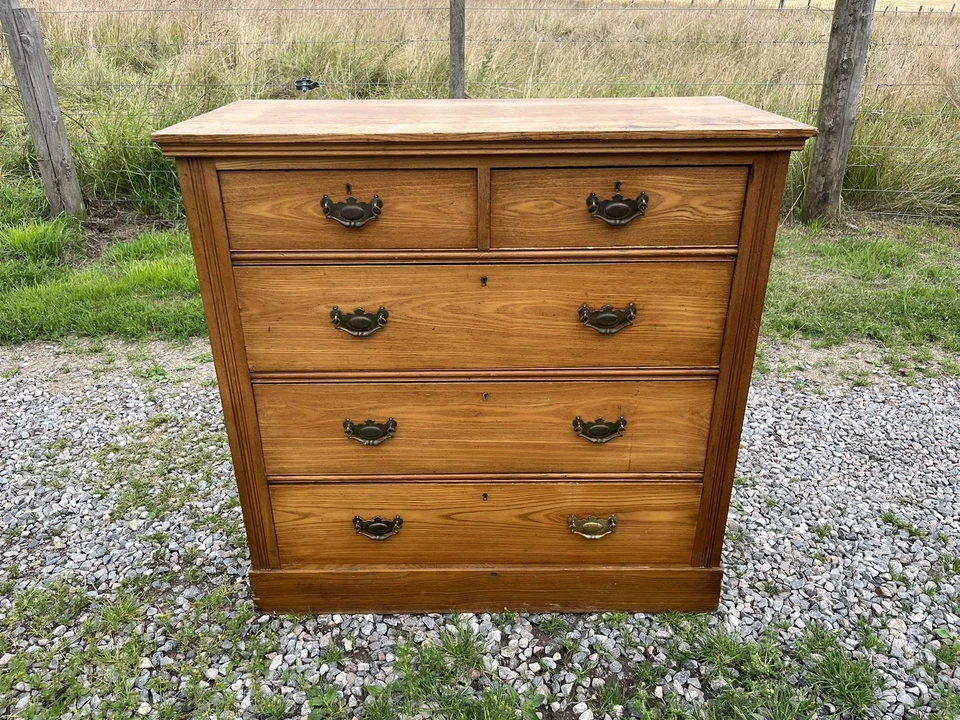 Edwardian Ash Chest of Drawers / Vintage Ash Chest / Rustic Ash Chest - Image 4 of 4
