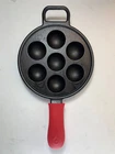 Vintage Lodge cast iron egg poaching pan - model P7A - sits flat