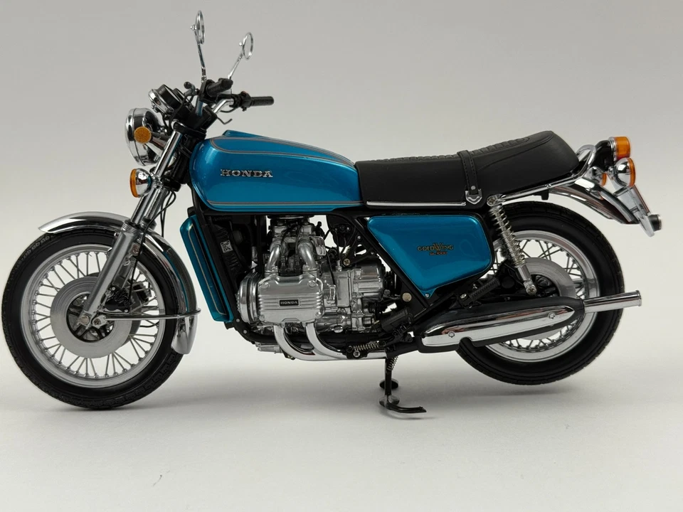 Minichamps 1975 Honda GL1000 Gold Wing Motorcycle 1:12  - 122 161600 No. 44 - Image 2 of 4