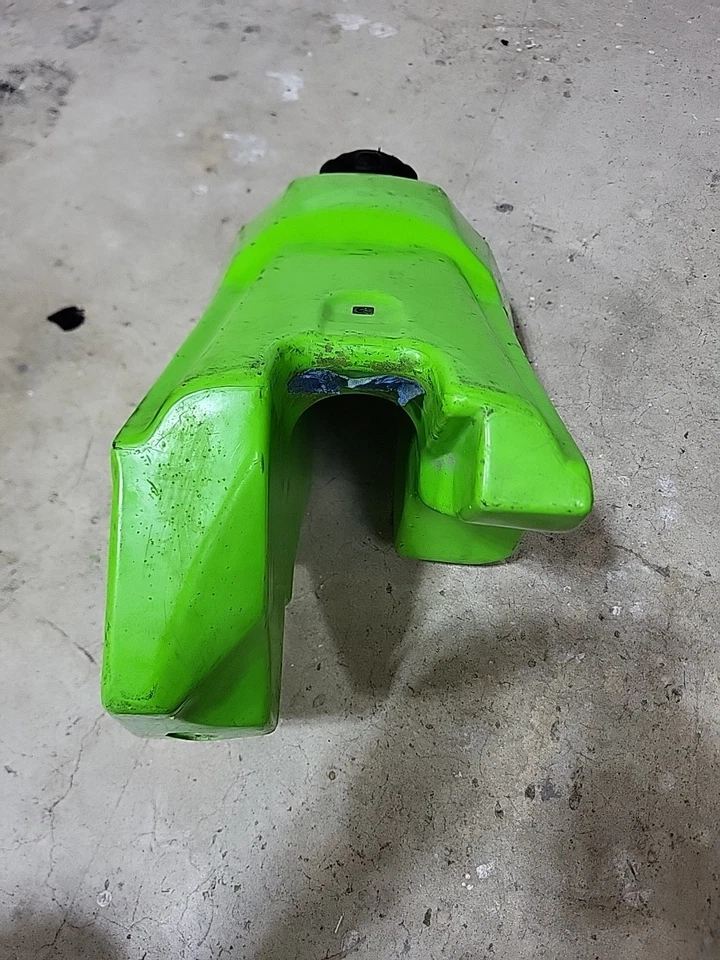 Kawasaki KX 250 1989 OEM tanque de combustible de gasolina 51001-1300-6 W KX 500 1988-2004 Foto 4 de 4