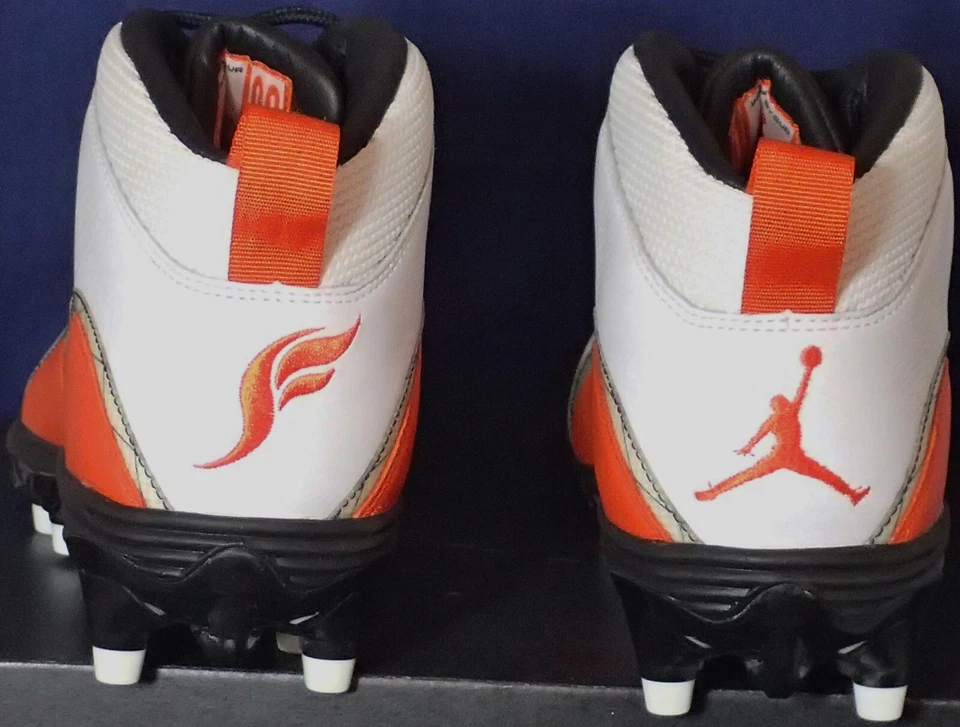 2020 耐克 Air Jordan 10 X Superbad Solefly 朋友和家人钉鞋,尺寸 9.5 — 第 3/4 张图片