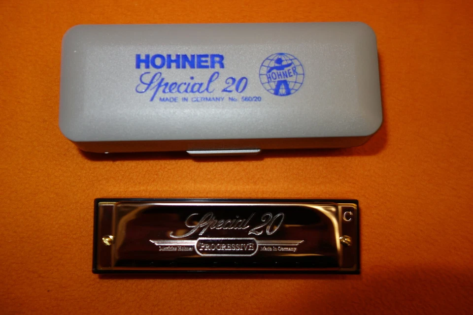 Nueva Caja HOHNER SPECIAL 20 ARMÓNICA Llave F Hecha Alemania country folk blues arpa  Foto 3 de 4