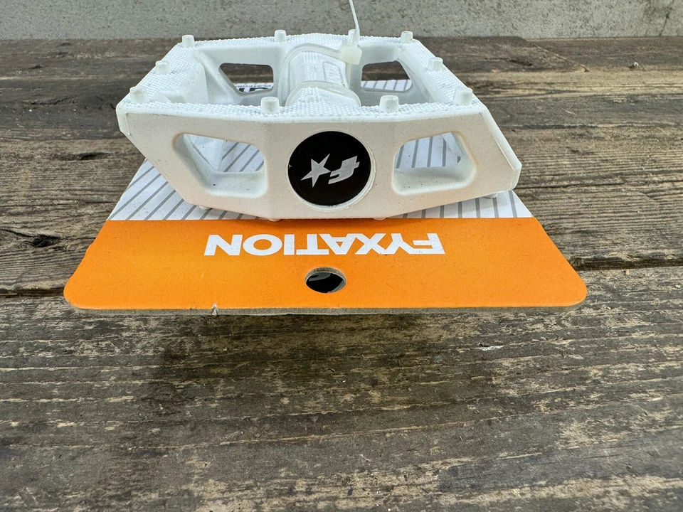 Pedales de fixación 9/16” BMX blanco  Foto 4 de 4