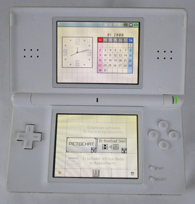 Nintendo DS Lite in weiß + USB Ladekabel