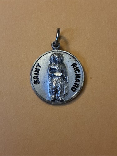 STERLING SILVER “ SAINT RICHARD “ Pendent Chapel