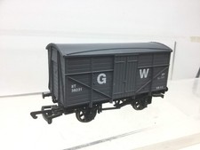 Dapol 4F-015-001 OO Gauge GWR Fruit Mex Van 38231