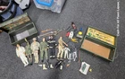 Huge Lot 1990s 12" GI Joe Action Figures Guns Accessories clothes foot locker