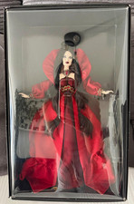Mattel Barbie Signature Haunted Beauty Vampire Gold Label 2013 X8280 Original Box