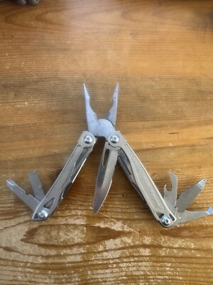 Leatherman Wingman Folding Multi-Tool Knife Plier Stainless
