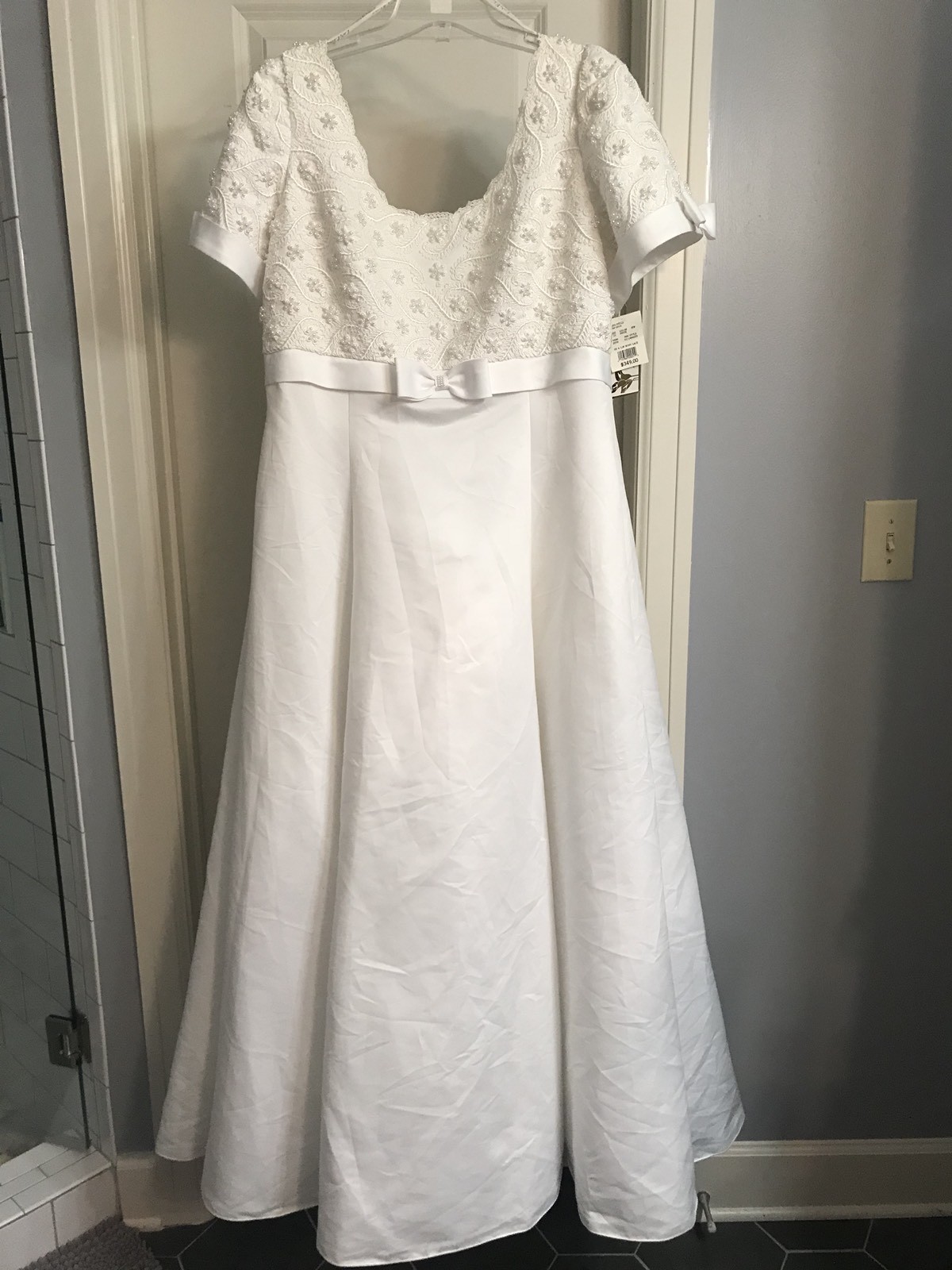 lady eleanor wedding dress
