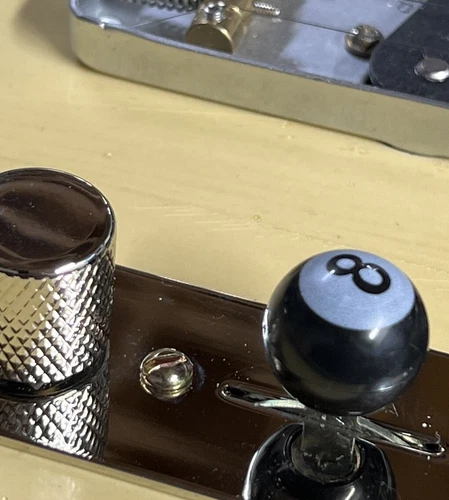 Kinnatone 8-Ball Strat Or tele Style switch tip Blade Style