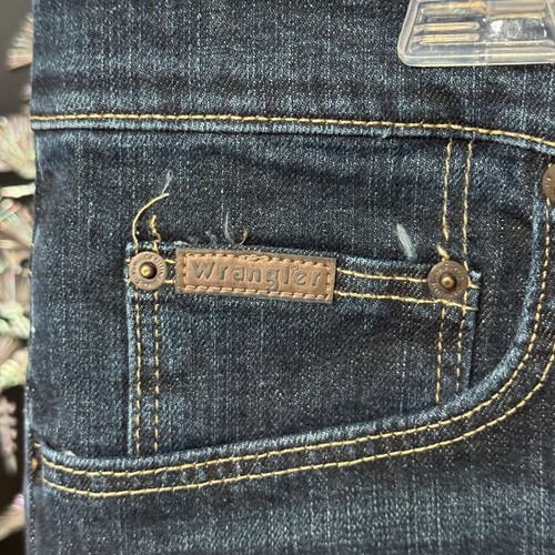Wrangler Advanced Comfort Relaxed Fit Jeans 38x30 Premium Denim NWT - Picture 7 of 19
