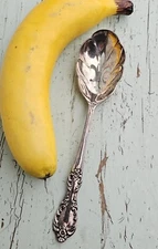 Antique Wm Rogers Mfg Co Extra Plate Original Rogers Silverplated Berry Spoon 