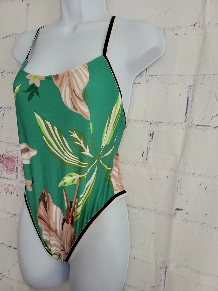 Traje de baño de una pieza xhilaration verde floral rayas medianas correas ajustables usado en excelente estado Foto 3 de 4
