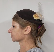 Vintage Mid century Brown Velour Hat With Outstanding Feather Detail