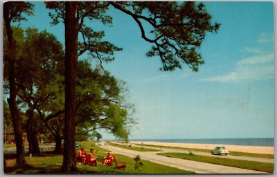US Highway 90 Gulf Coast Mississippi Postcard V427
