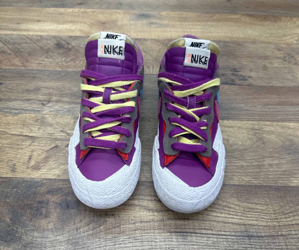 SACAI X NIKE Taglia 4 5 Nike KAWS x sacai x blazer viola tramonto basso