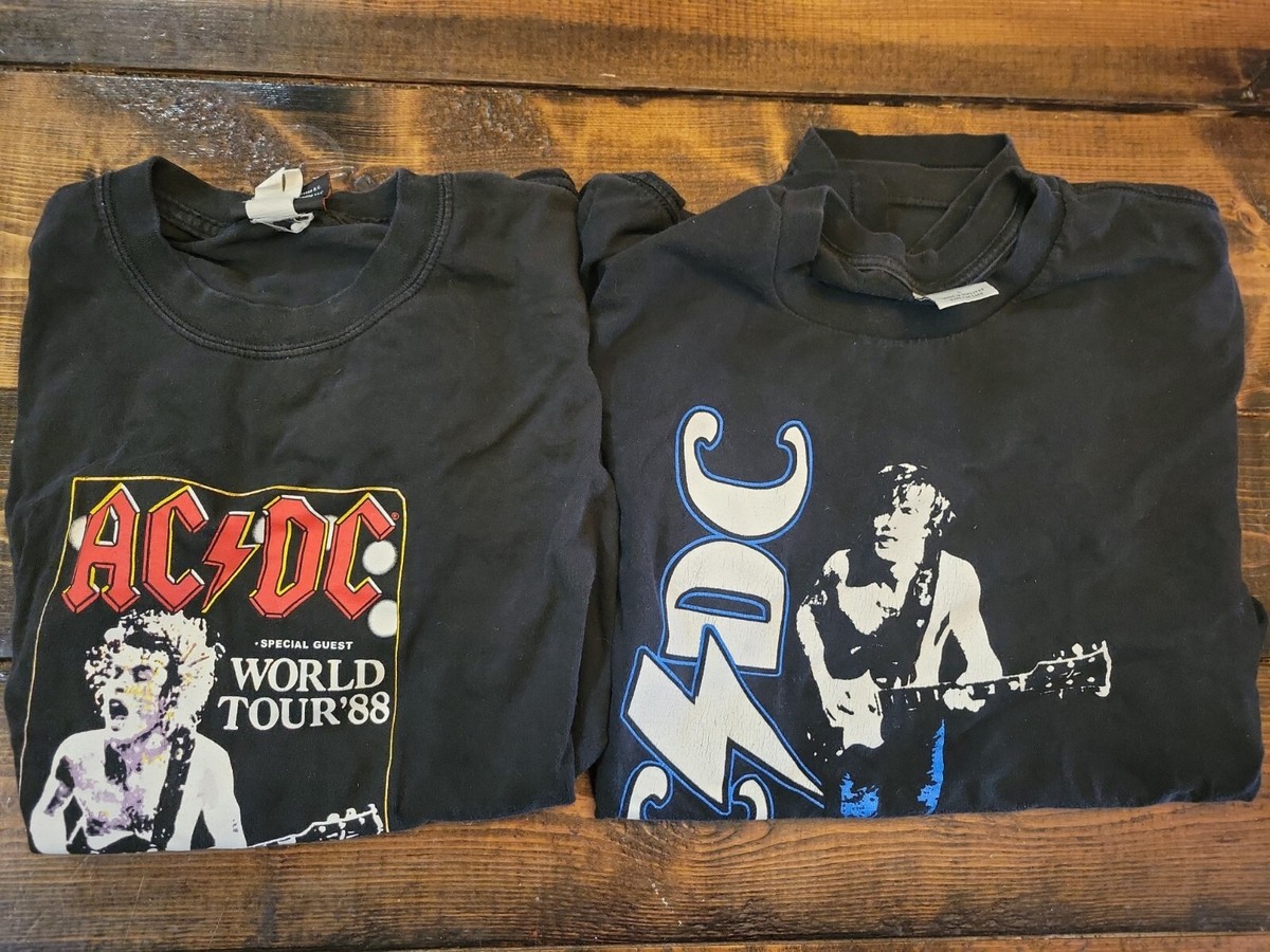 AC/DC WORLD TOUR 88' TEE (DATED 2003) VTG TEE SZ large lot of two
