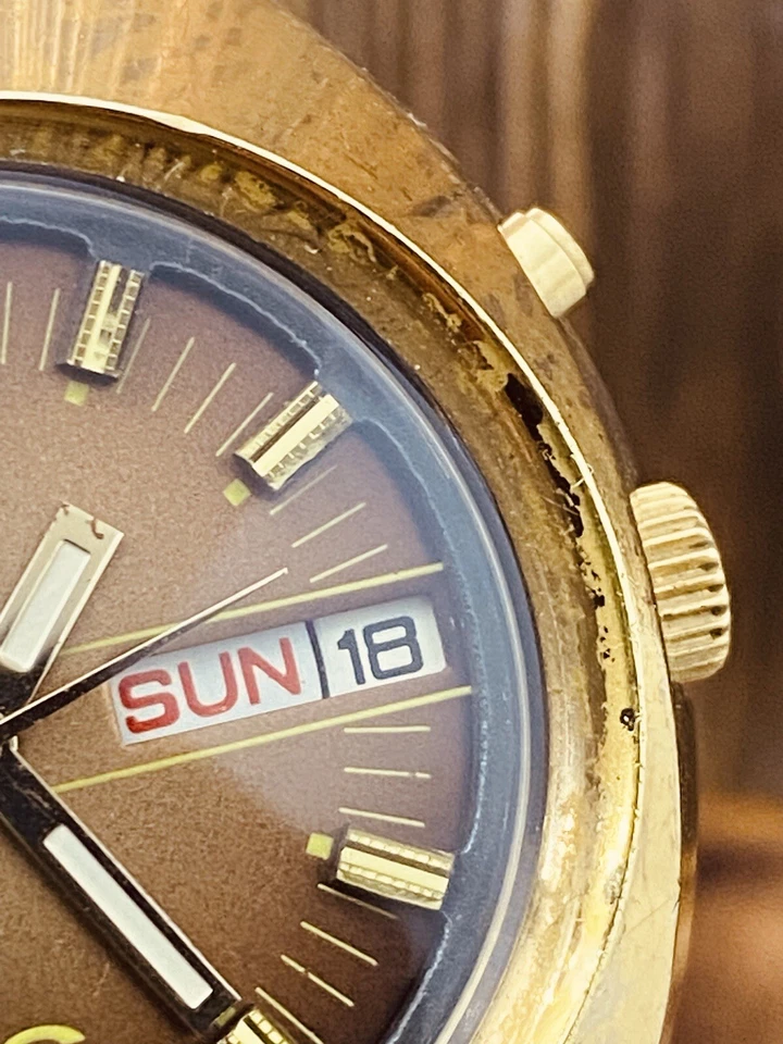 Vintage WATCH USSR SLAVA Asymmetric Gold Plated RARE Wristwatch Automatic #6268 - Image 3 of 4