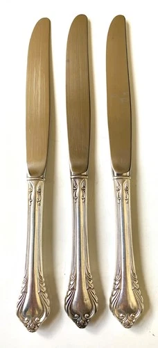 International Grand Tradition Sterling Handle Knives 9 1/8” ~ Set of 3