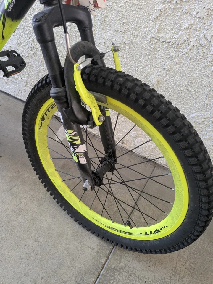 Genesis Savage Terrain Mountain Bike  13" Frame - Image 3 of 4