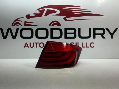 2011-2012-2013 BMW 528i Passenger Tail Light Quarter Panel Mounted 207220