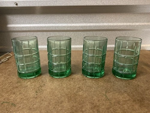 Anchor Hocking Light Green Tartan Plaid 4" Vintage 8 oz Juice Glasses (Set Of 4)