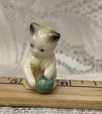 Vtg Miniature Goebel W. Germany Kitten Playing w/ Ball Porcelain Figurine (2C)