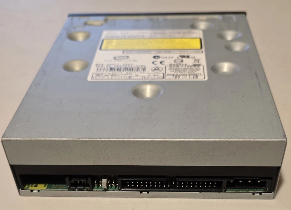 Vintage Pioneer DVR-111DBK IDE (PATA) 16x DVD-RW / CD-RW Burner NOT TESTED - Image 3 of 4