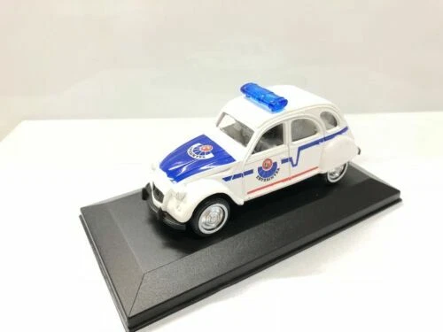 Véhicules miniatures Altaya en métal