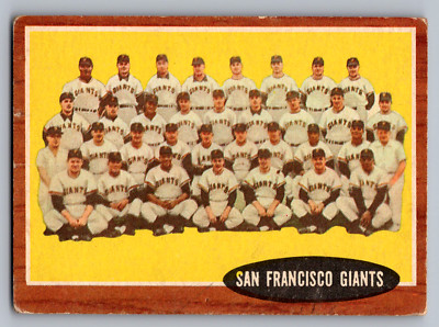 1962 TOPPS #226 SAN FRANCISCO GIANTS TEAM CARD W/MAYE/McCOVEY/MARICHAL/CEPEDA