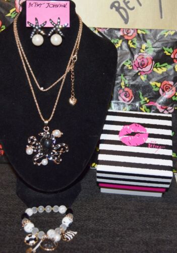 3 PC BETSEY JOHNSON BLACK OCTOPUS W/CRYSTALS PEARLS NECKLACE EARRINGS BRACELET  - Picture 1 of 11