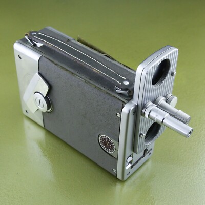 BELL HOWELL 16 MAGAZINE 200 film cine camera only body, 16 mm