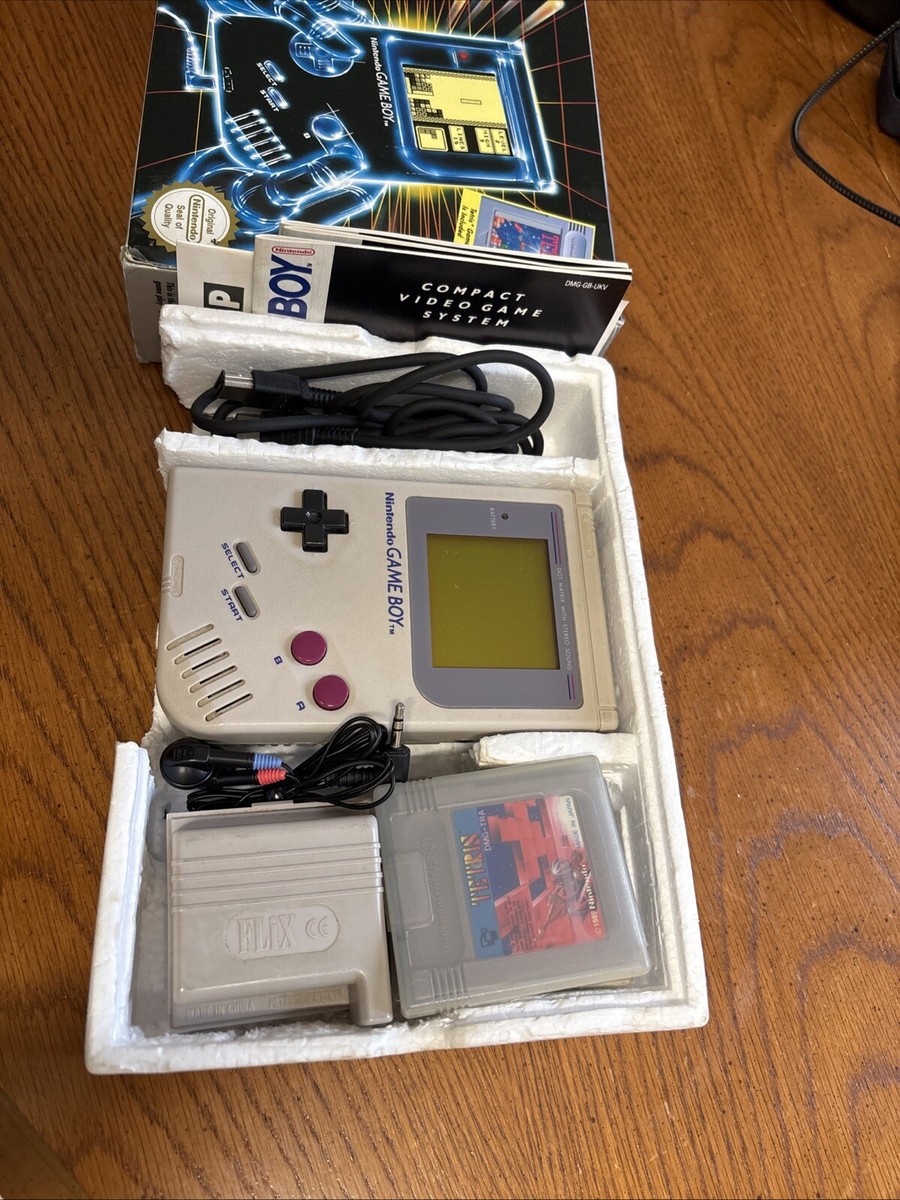 Original Gameboy Nintendo DMG-01 + 3 Games Original Box & Manuals