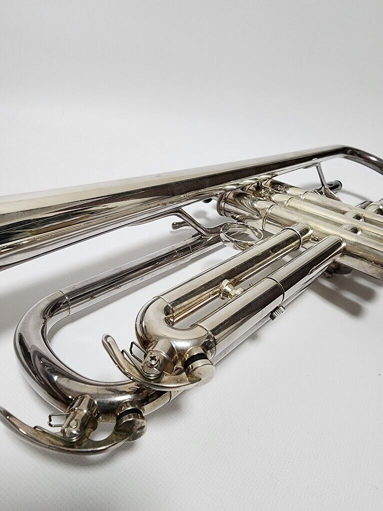 Yamaha YTR-737 Trumpet Silver Plated Mouthpeace Musical Yamaha YTR-737 Trumpet Silver Plated Mouthpeace Musical