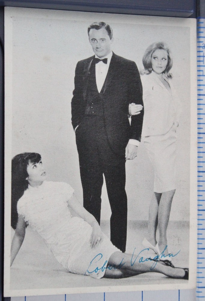 1965 Topps Man From U.N.C.L.E. #50 Solo Card Featuring Women J65TMU050-231130