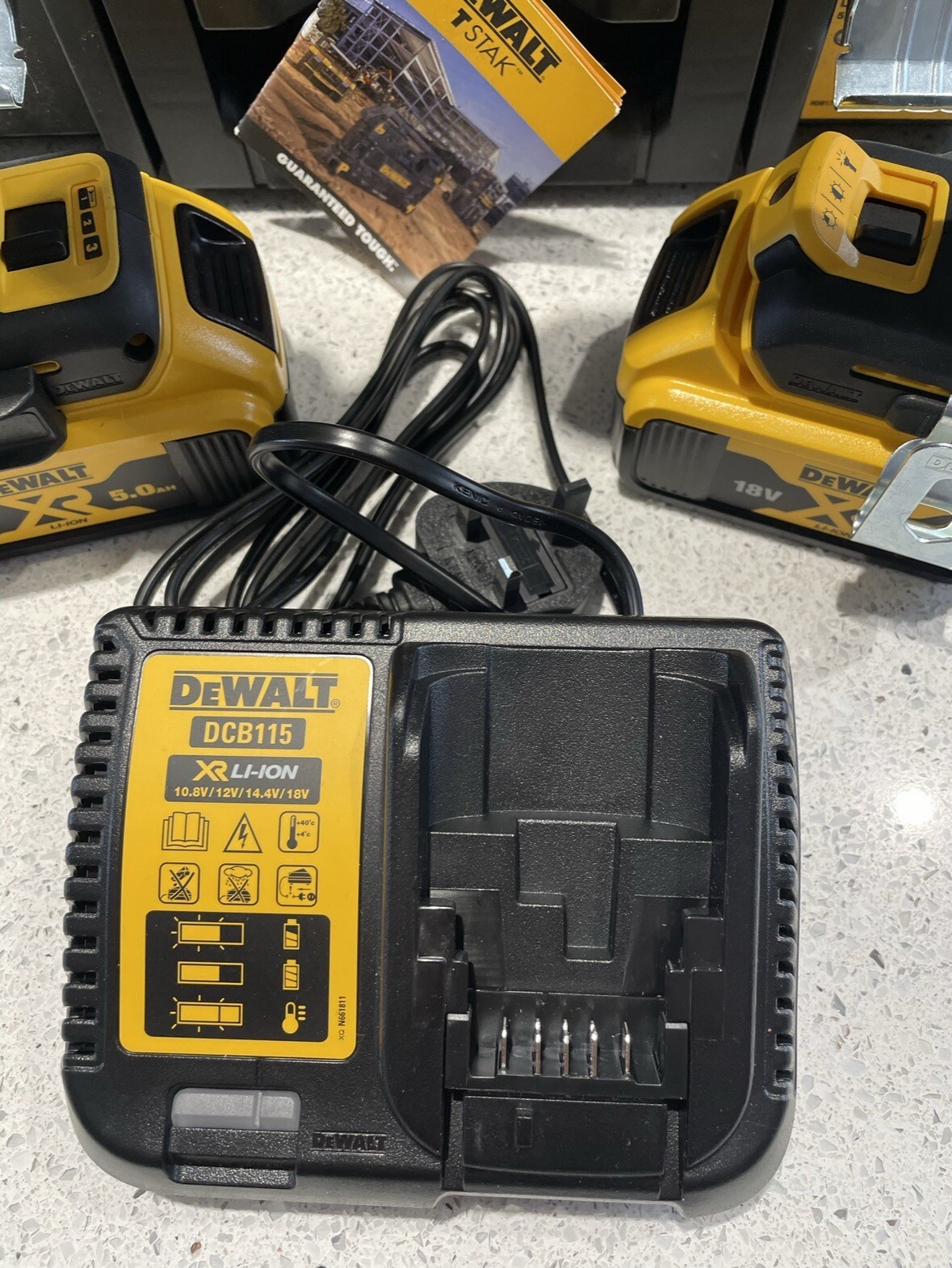 DeWalt Impact Driver And Drill Set DCK266P2T With 2 X 5.0 Ah Batteries