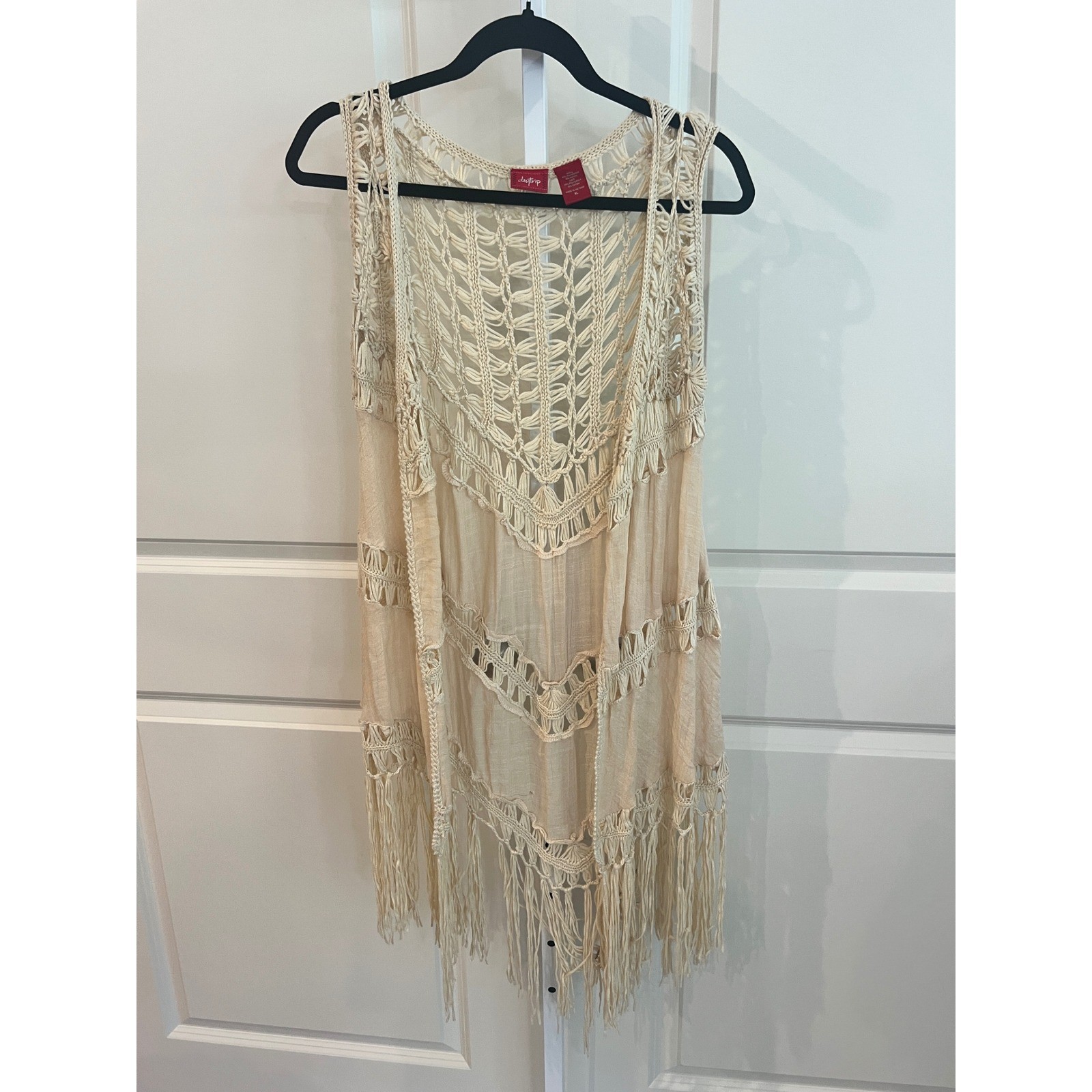 Daytrip Womens XL Cream Crochet Lace Fringe Open Front Vest Boho Festival Layer